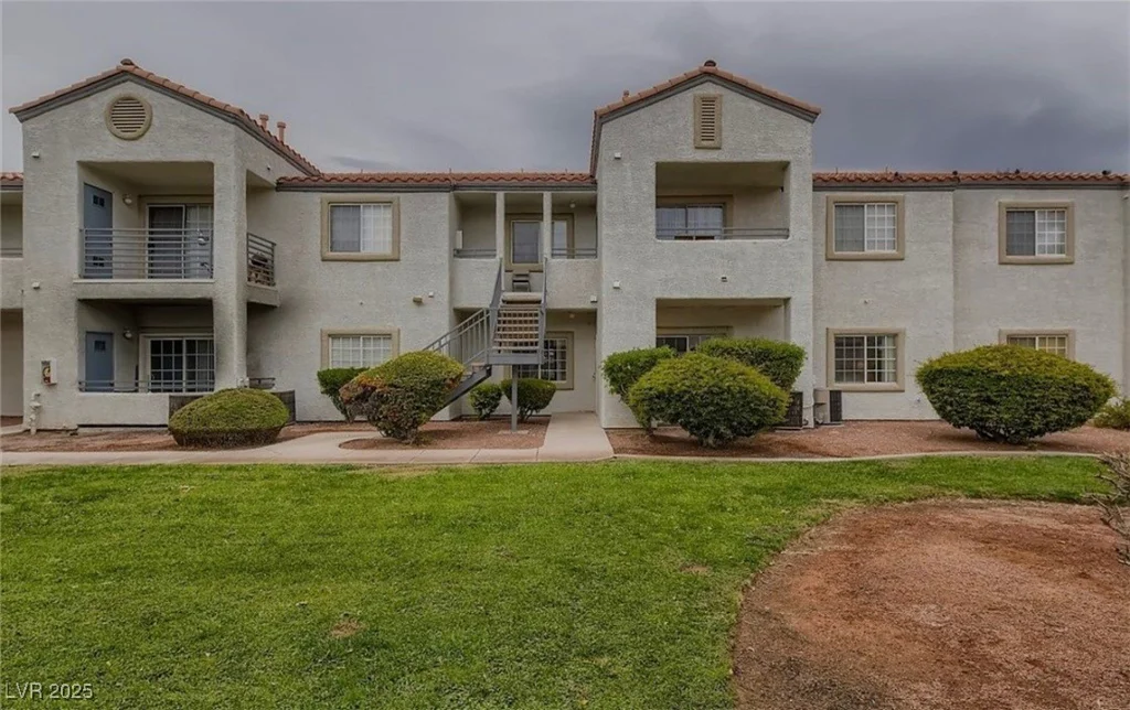3318 Decatur, Las Vegas, NV 89130