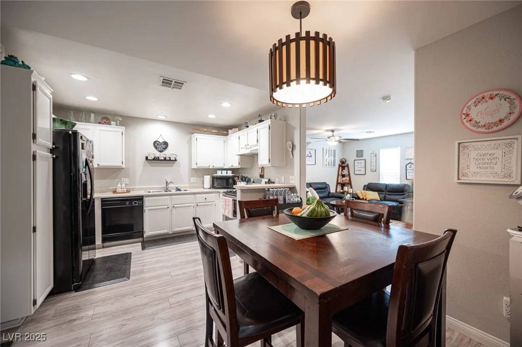 3683 Starry Beach, Las Vegas, NV 89115