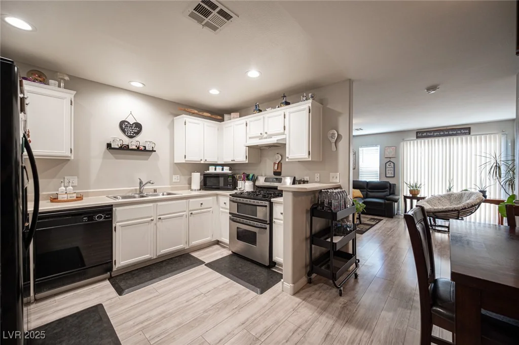 3683 Starry Beach, Las Vegas, NV 89115