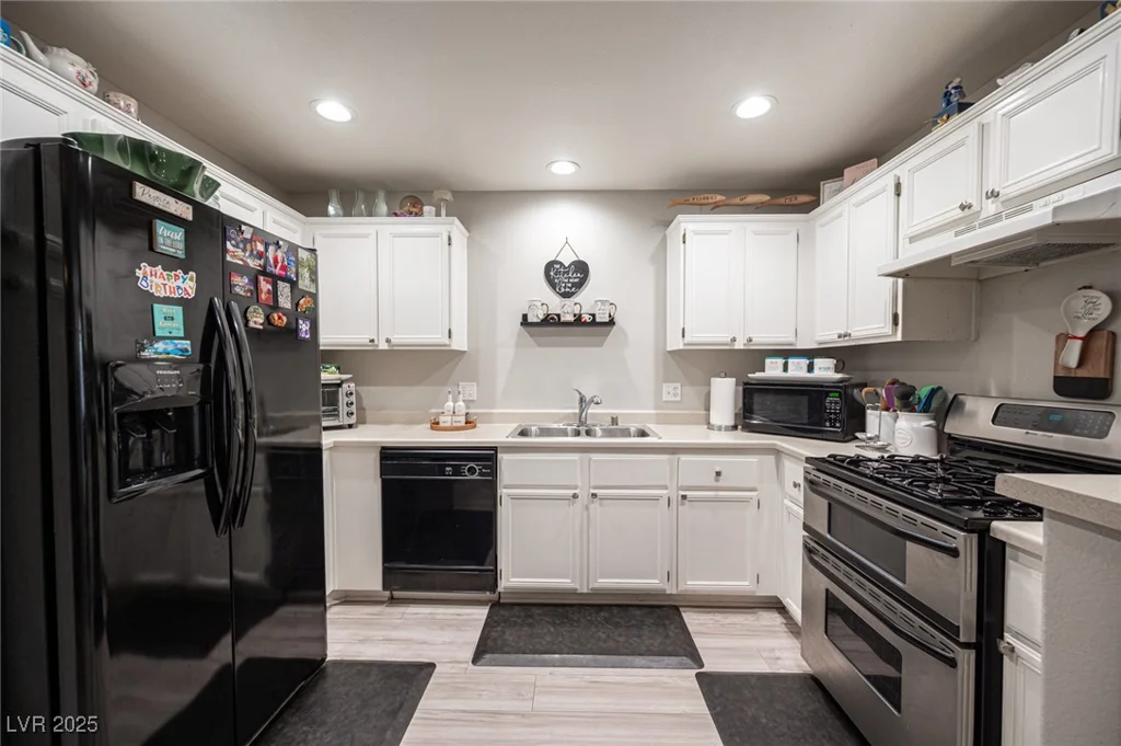 3683 Starry Beach, Las Vegas, NV 89115