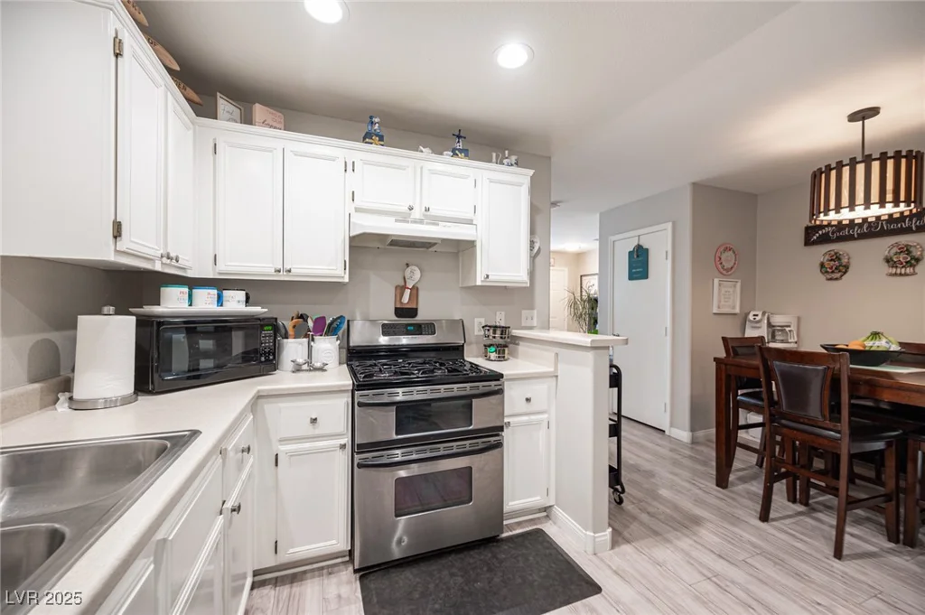 3683 Starry Beach, Las Vegas, NV 89115