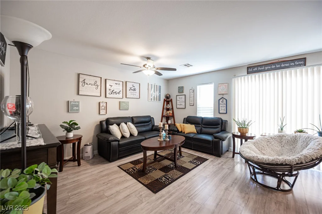 3683 Starry Beach, Las Vegas, NV 89115