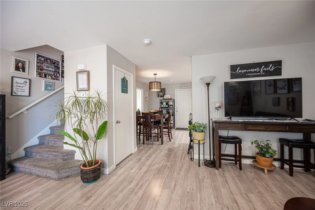 3683 Starry Beach, Las Vegas, NV 89115