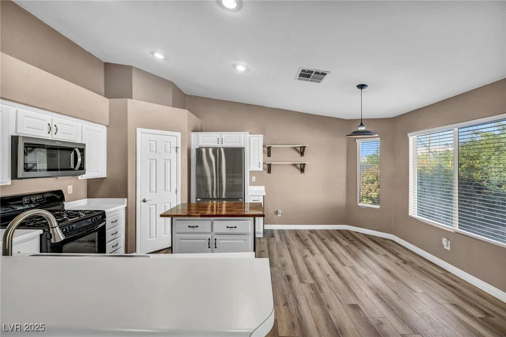 544 Kenerly, Henderson, NV 89015