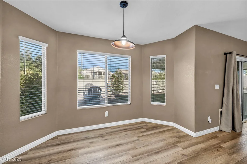 544 Kenerly, Henderson, NV 89015