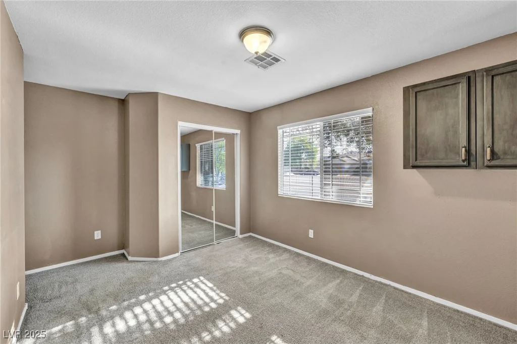 544 Kenerly, Henderson, NV 89015