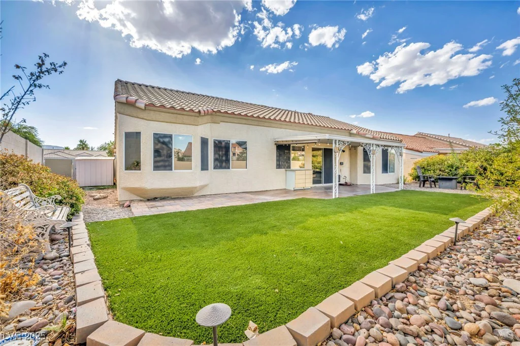 544 Kenerly, Henderson, NV 89015