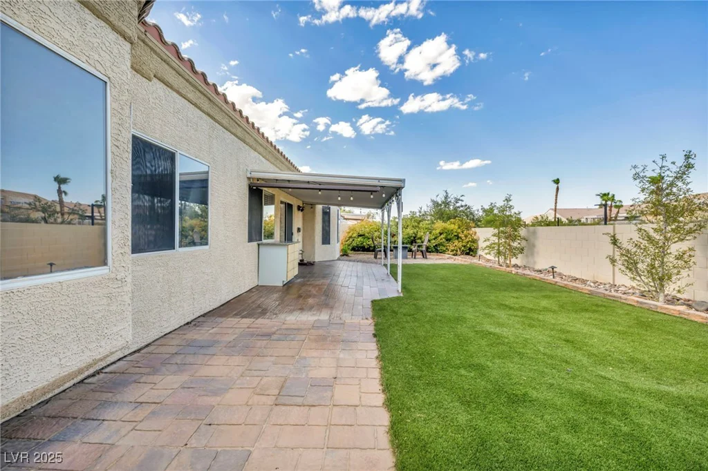 544 Kenerly, Henderson, NV 89015
