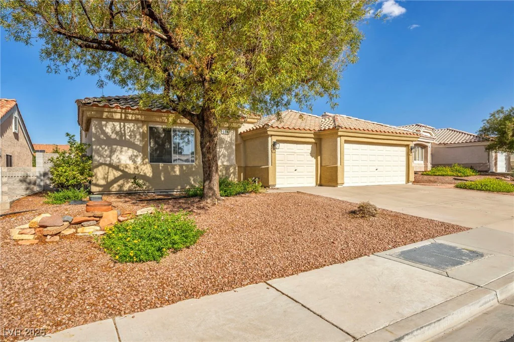 544 Kenerly, Henderson, NV 89015