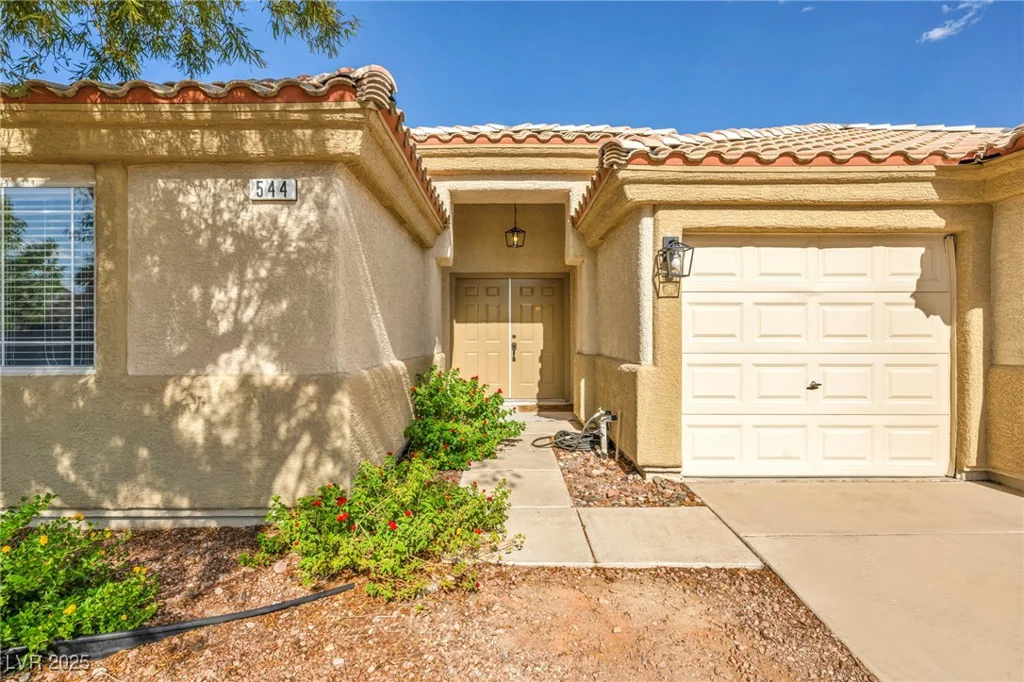 544 Kenerly, Henderson, NV 89015