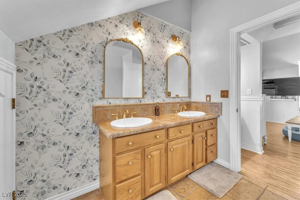 8745 Cimarron, Las Vegas, NV 89113