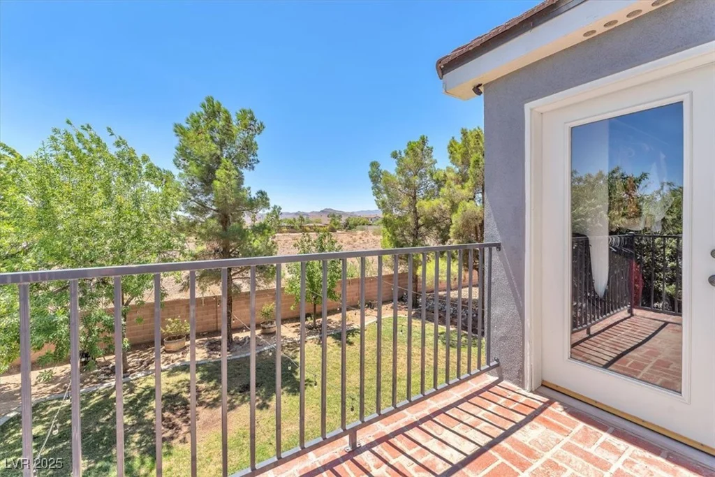 8745 Cimarron, Las Vegas, NV 89113