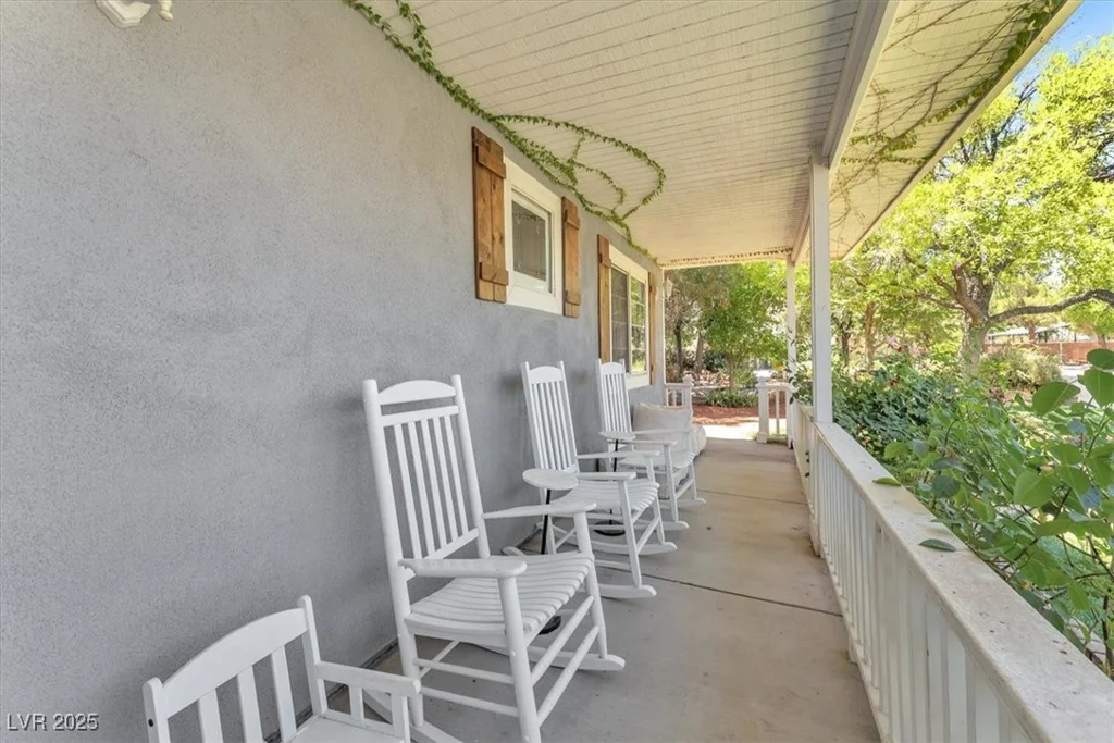 8745 Cimarron, Las Vegas, NV 89113