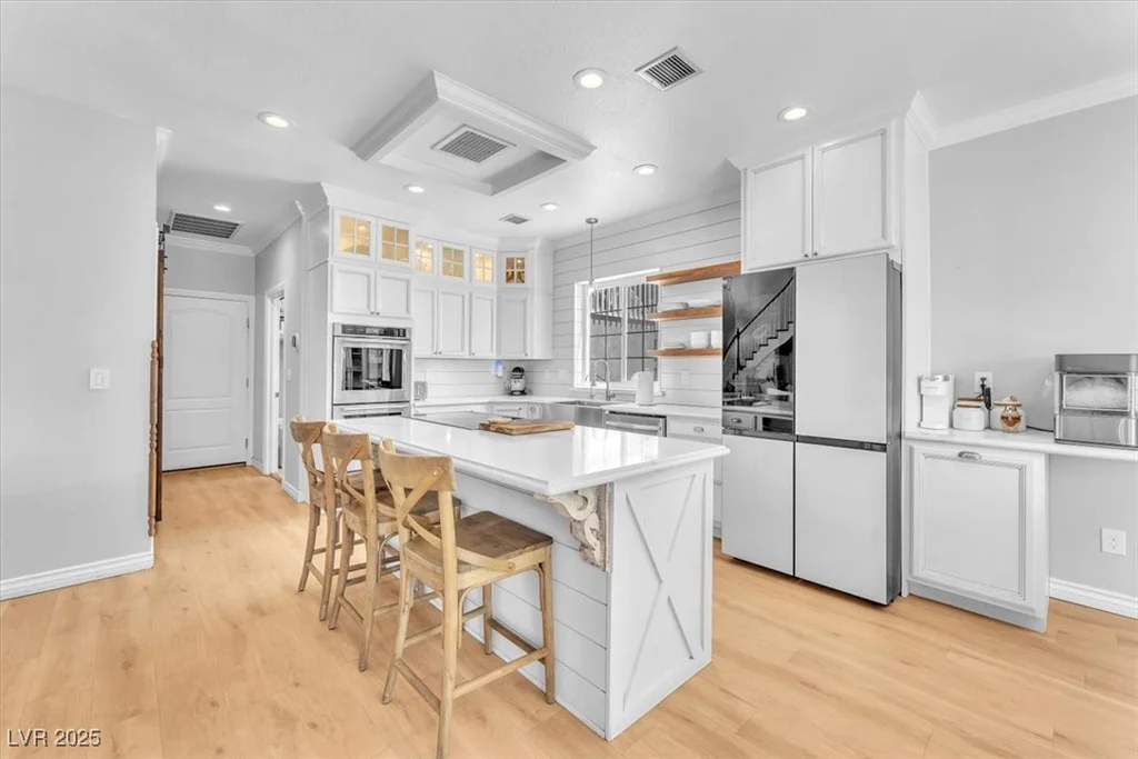 8745 Cimarron, Las Vegas, NV 89113