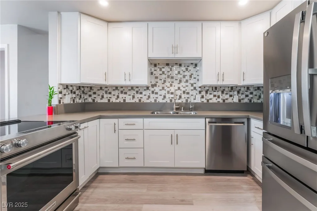6257 Hobart, Las Vegas, NV 89107