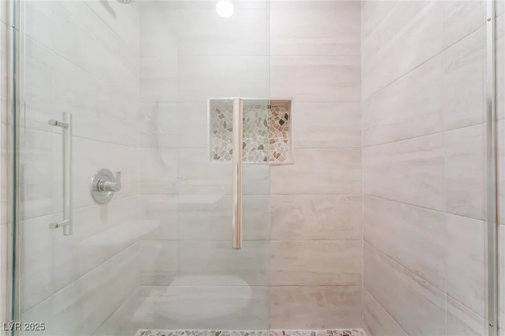 6257 Hobart, Las Vegas, NV 89107