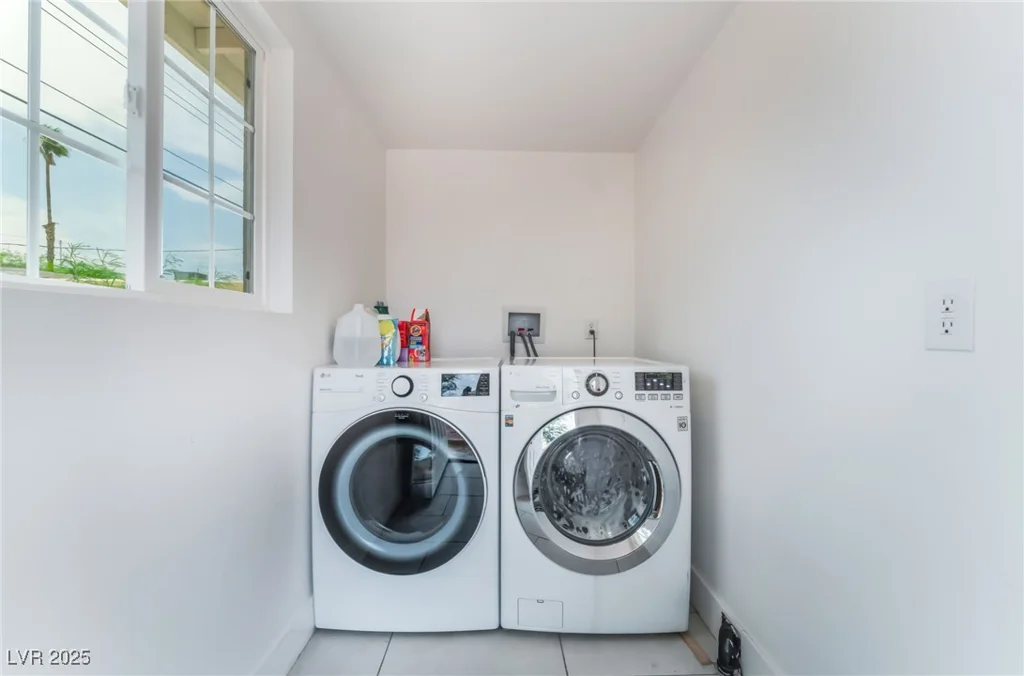 6257 Hobart, Las Vegas, NV 89107