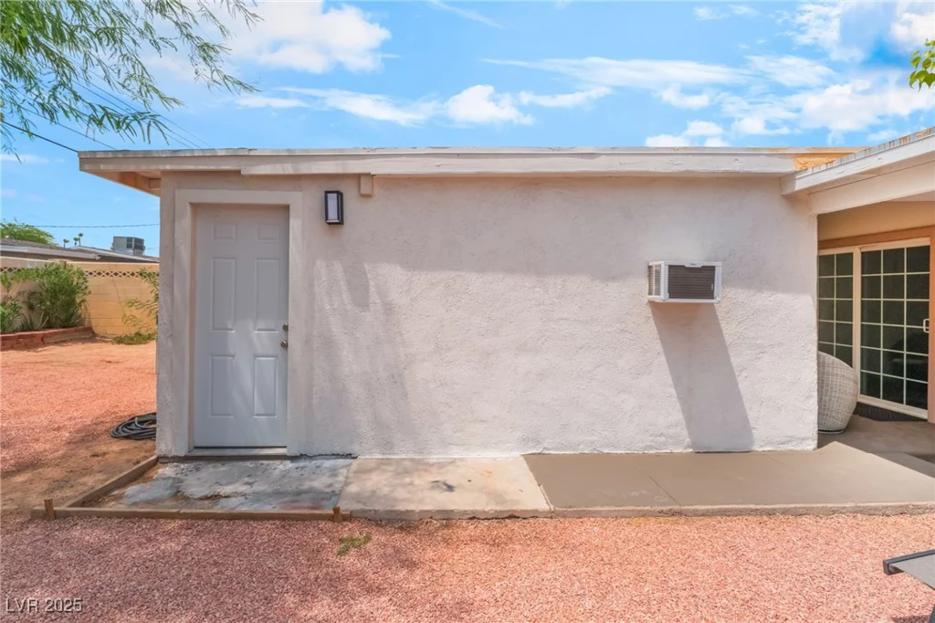 6257 Hobart, Las Vegas, NV 89107
