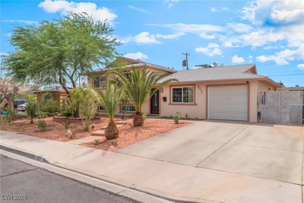 6257 Hobart, Las Vegas, NV 89107