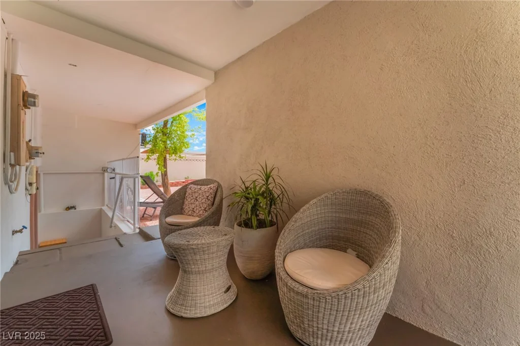 6257 Hobart, Las Vegas, NV 89107