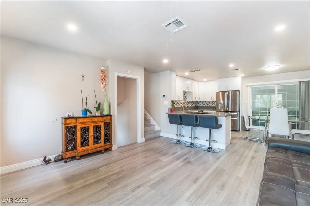 6257 Hobart, Las Vegas, NV 89107