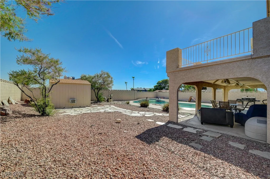 6235 Adenmoor, Las Vegas, NV 89156
