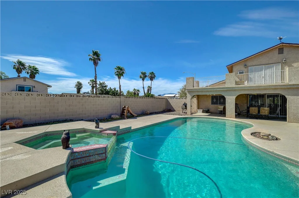 6235 Adenmoor, Las Vegas, NV 89156