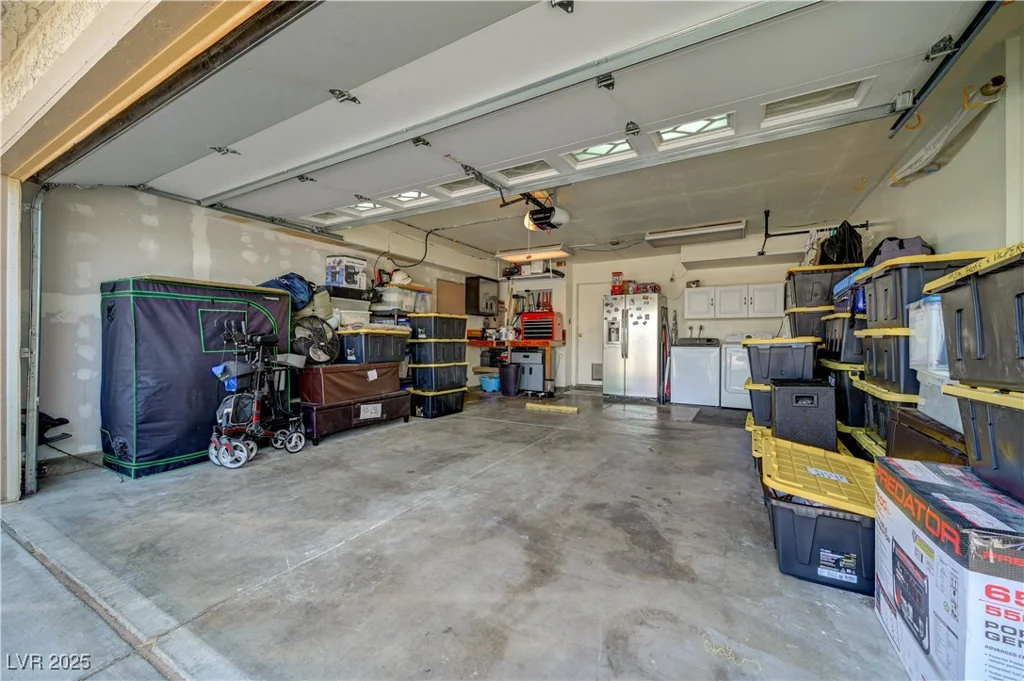 6235 Adenmoor, Las Vegas, NV 89156