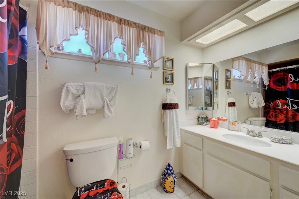 6235 Adenmoor, Las Vegas, NV 89156