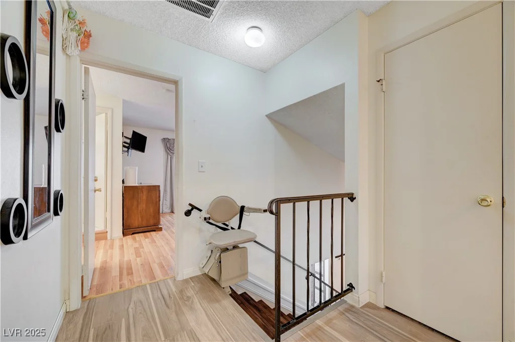 6235 Adenmoor, Las Vegas, NV 89156