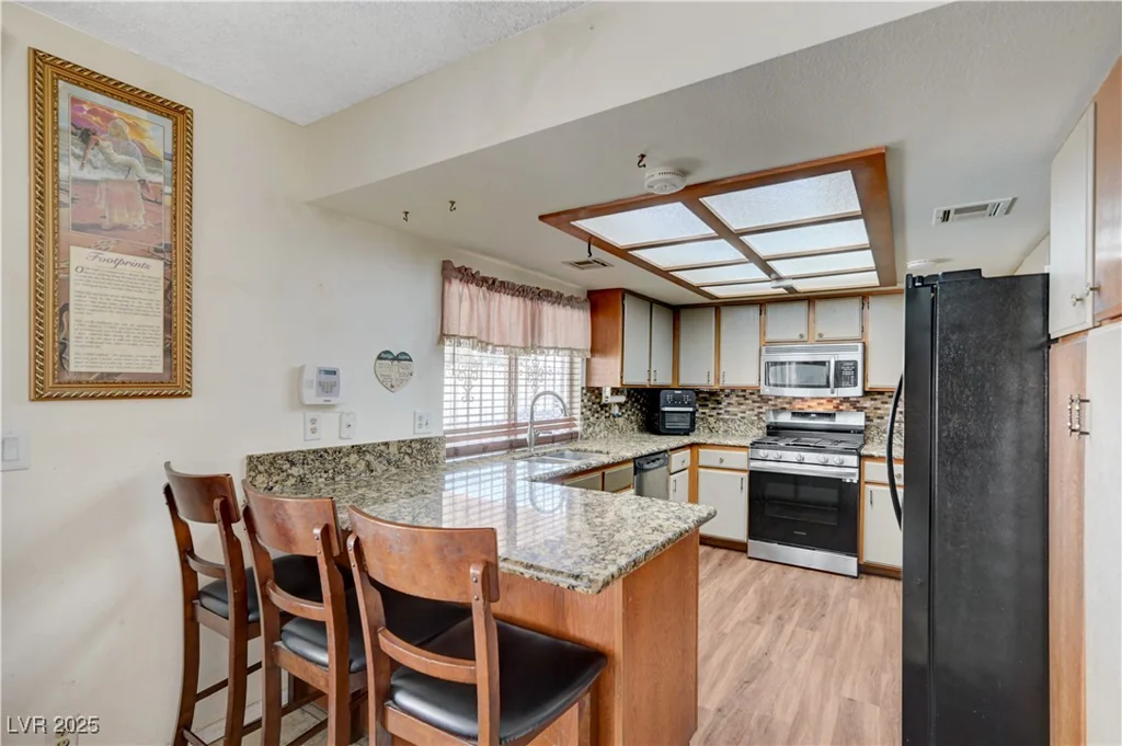 6235 Adenmoor, Las Vegas, NV 89156