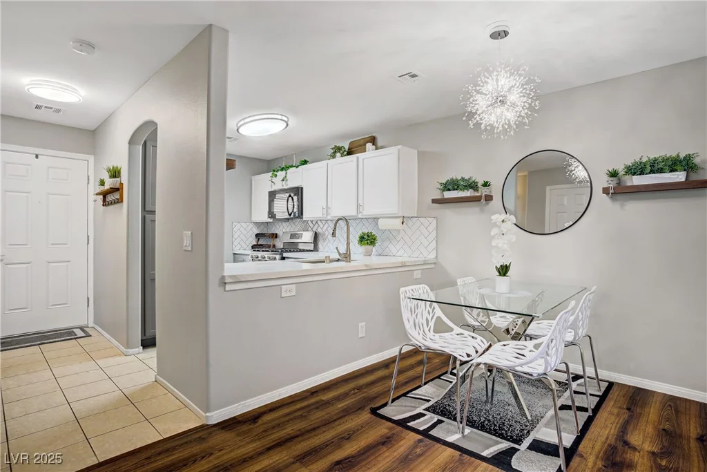 7335 Escarpment, Las Vegas, NV 89139