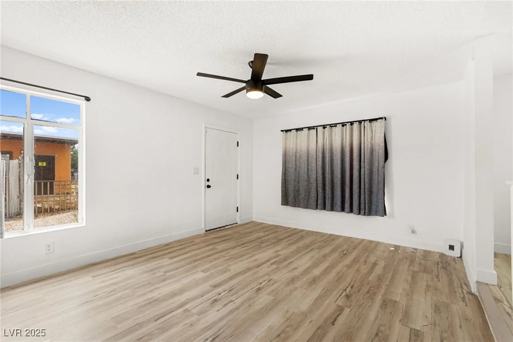 1409 Ardmore, Las Vegas, NV 89104