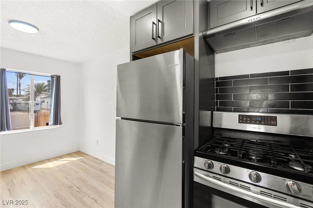 1409 Ardmore, Las Vegas, NV 89104