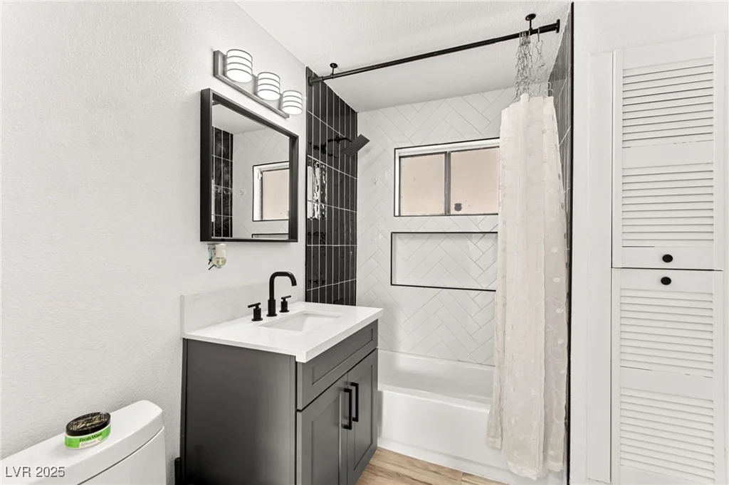 1409 Ardmore, Las Vegas, NV 89104
