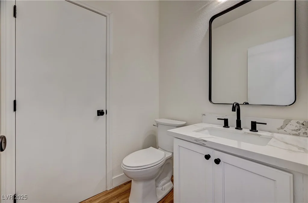 7828 Ithaca Falls, Las Vegas, NV 89149