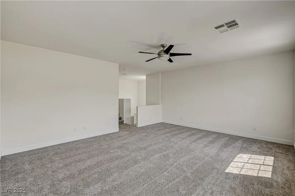 7828 Ithaca Falls, Las Vegas, NV 89149
