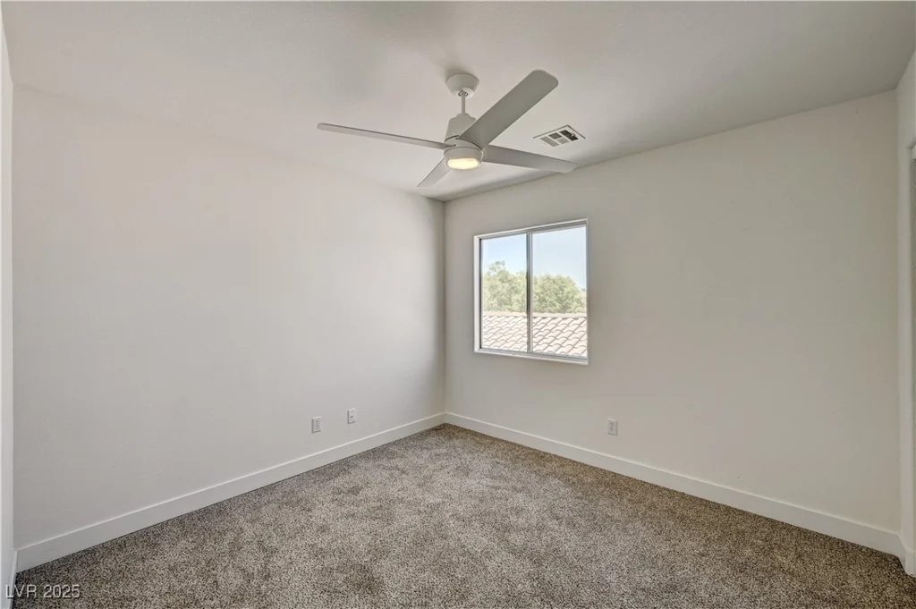 7828 Ithaca Falls, Las Vegas, NV 89149