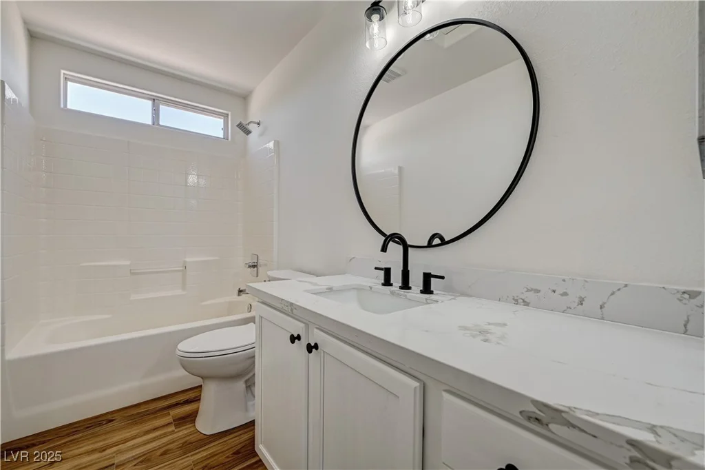 7828 Ithaca Falls, Las Vegas, NV 89149