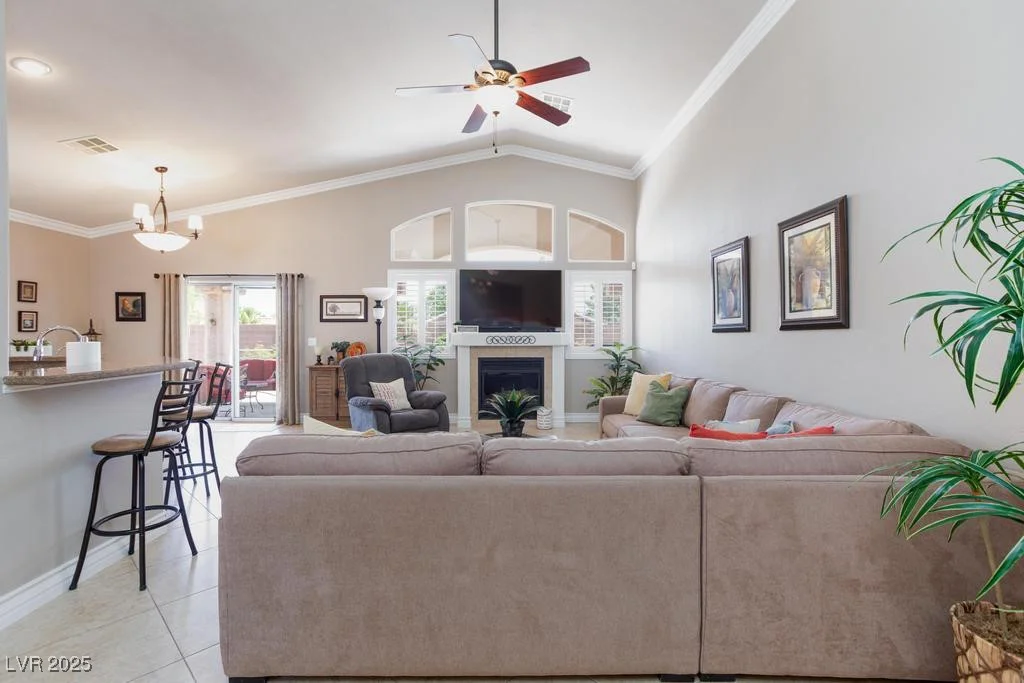 7816 Glowing Peak, Las Vegas, NV 89131