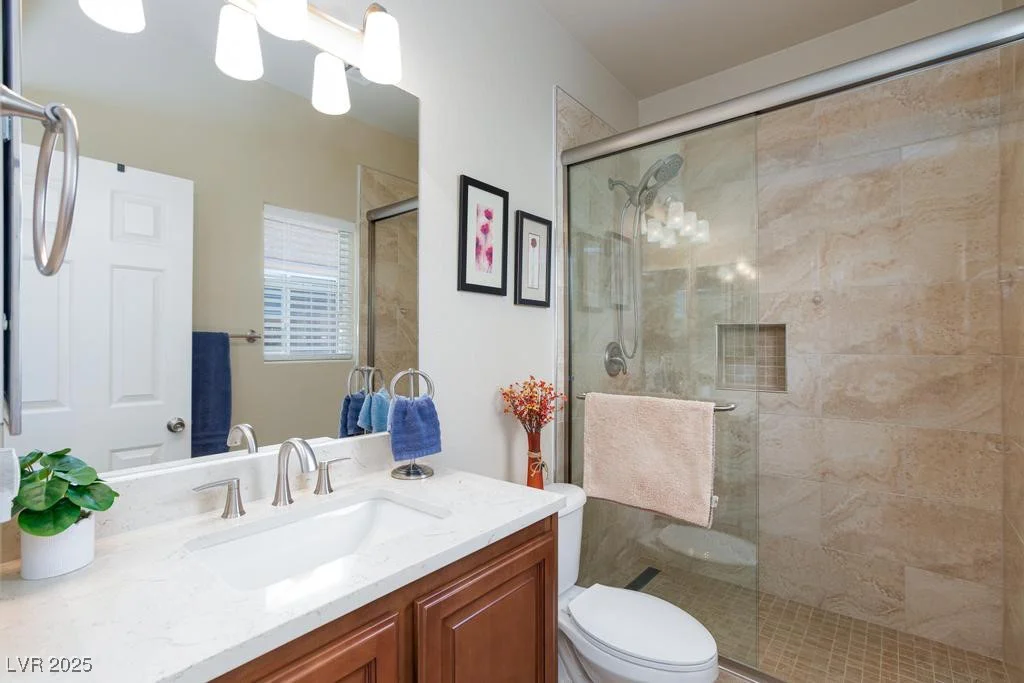 7816 Glowing Peak, Las Vegas, NV 89131