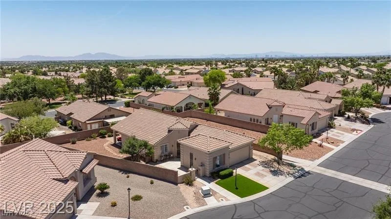 7816 Glowing Peak, Las Vegas, NV 89131