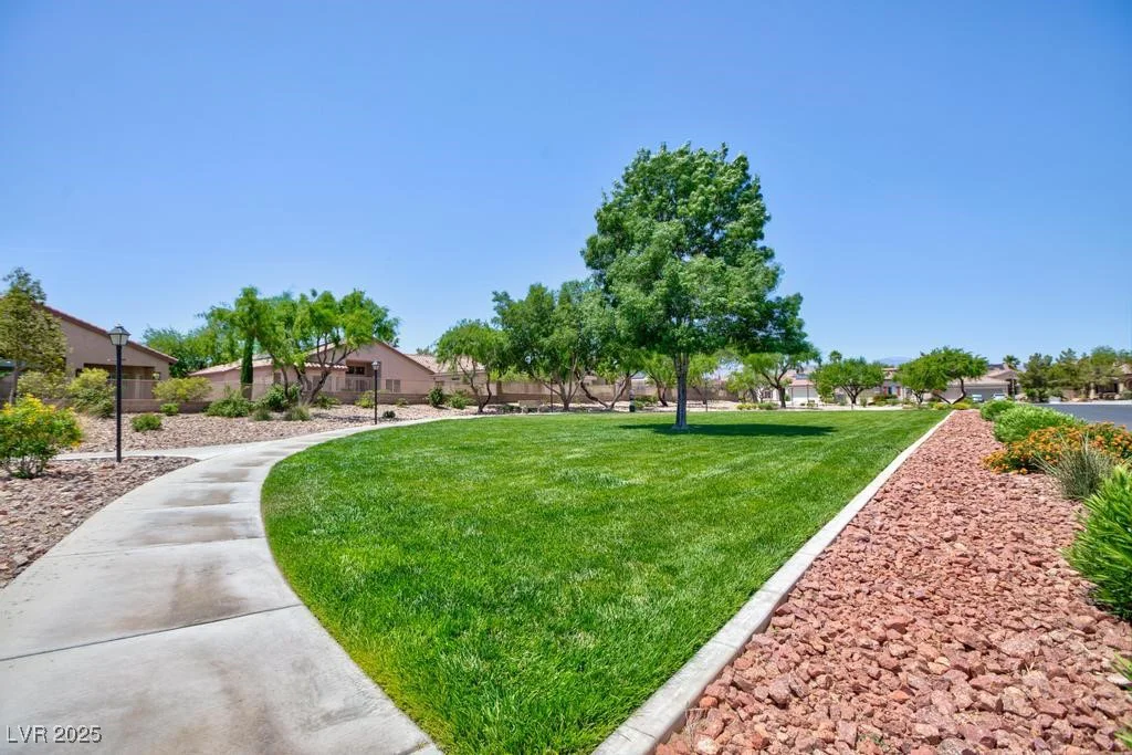 7816 Glowing Peak, Las Vegas, NV 89131