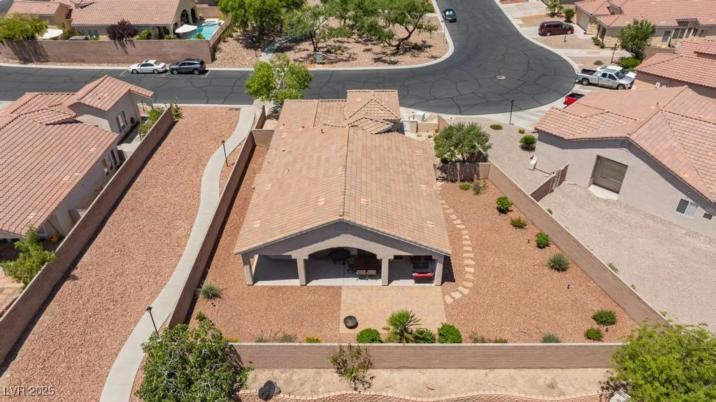 7816 Glowing Peak, Las Vegas, NV 89131