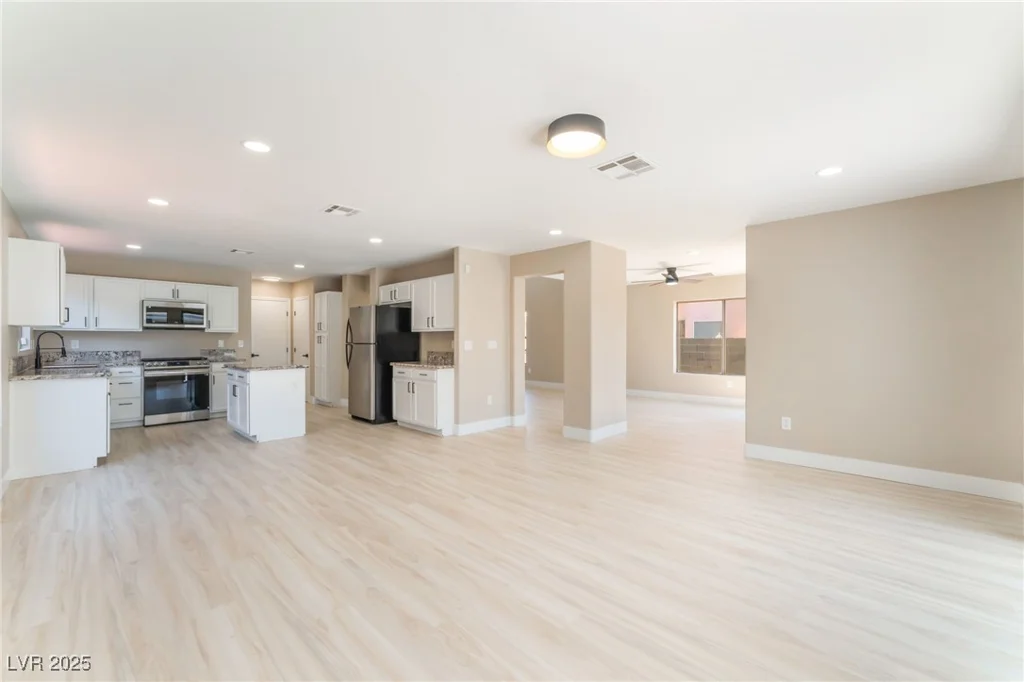 4723 Roby Grey, North Las Vegas, NV 89081
