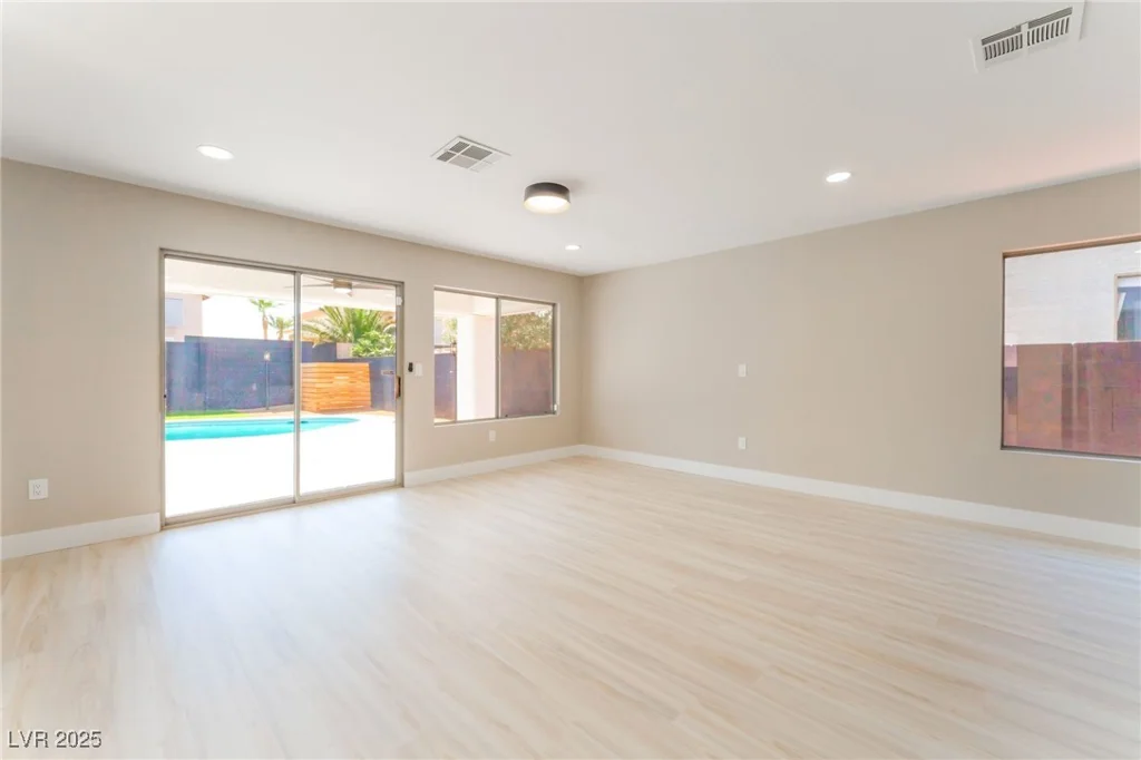 4723 Roby Grey, North Las Vegas, NV 89081