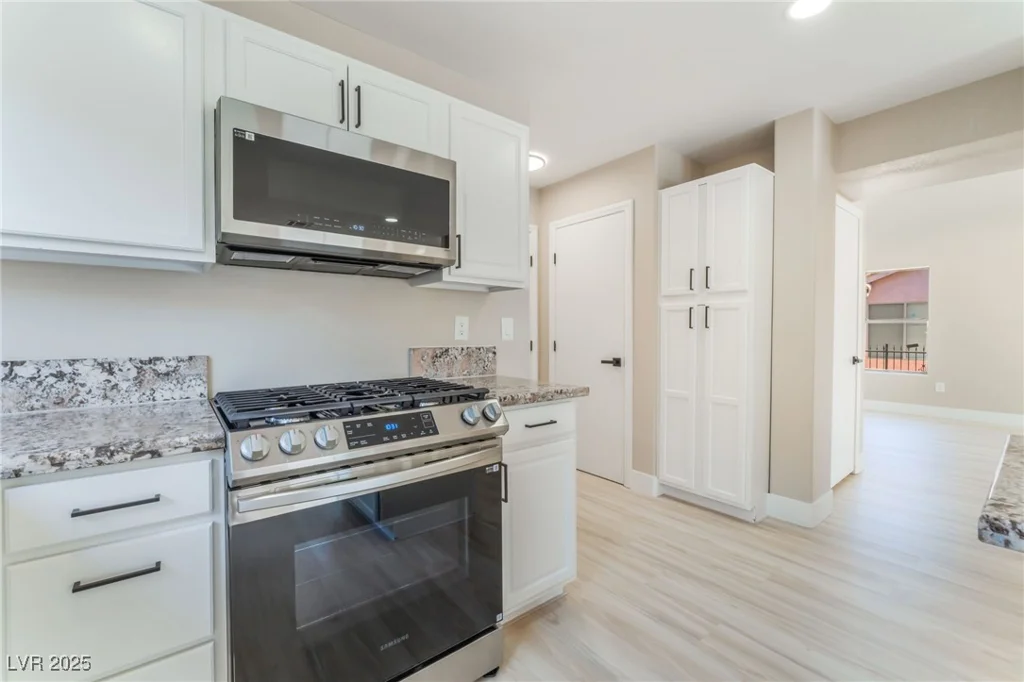 4723 Roby Grey, North Las Vegas, NV 89081