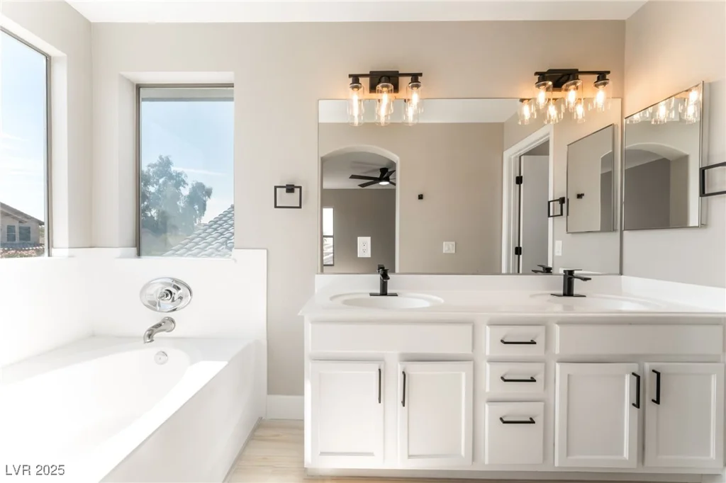 4723 Roby Grey, North Las Vegas, NV 89081