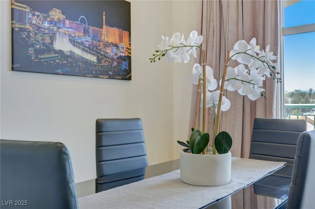 30 Strada Di Villaggio, Henderson, NV 89011