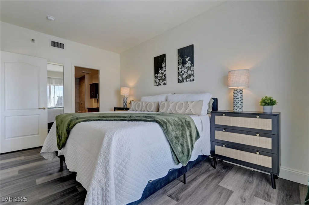 30 Strada Di Villaggio, Henderson, NV 89011